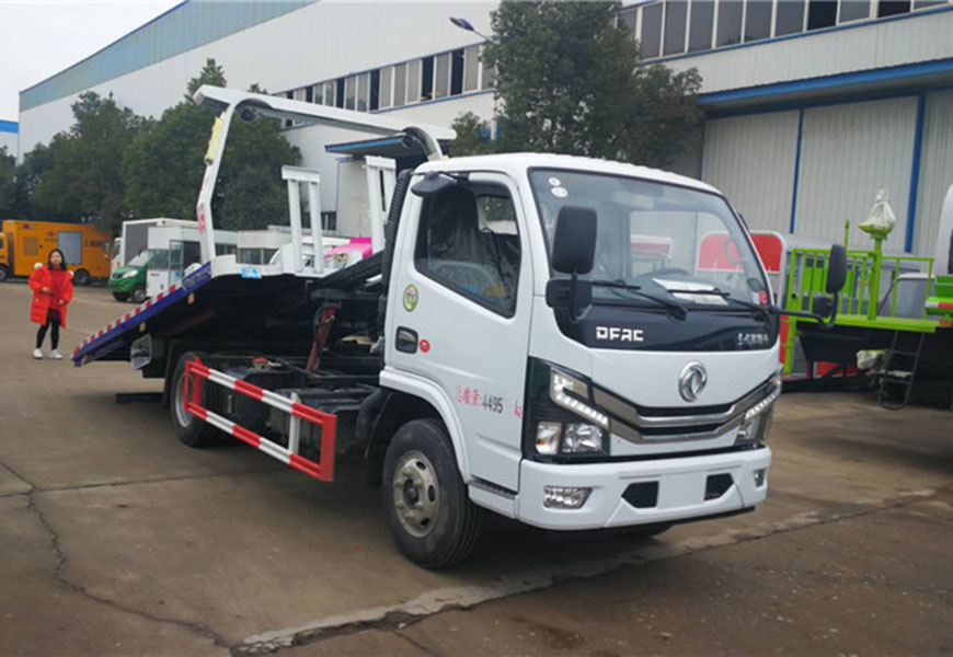 國(guó)六東風(fēng)多利卡藍(lán)牌一拖二清障車(chē)