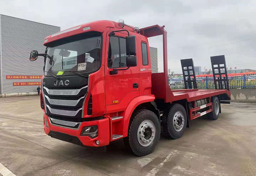 江淮國(guó)六小三軸平板車(chē)